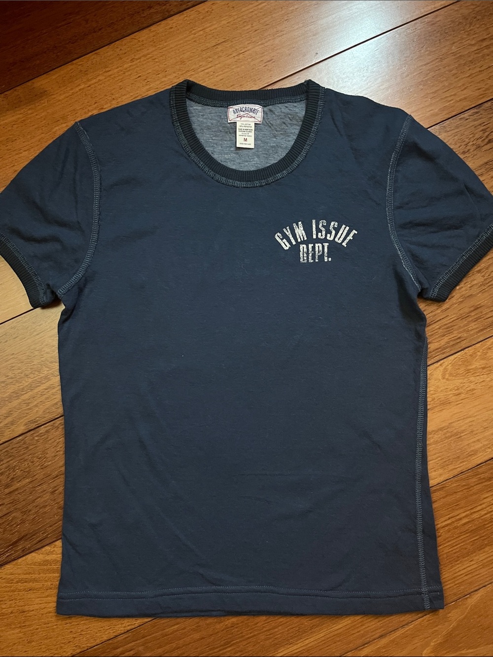 NWOT Y2K Abercrombie Short Sleeve Sweatshirt
